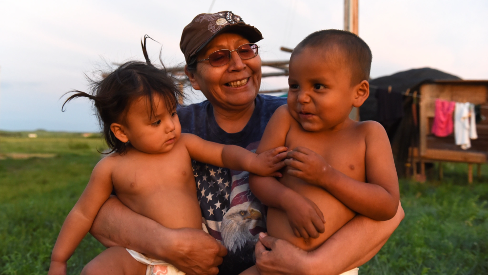 How does measuring poverty and welfare affect American Indian children?
