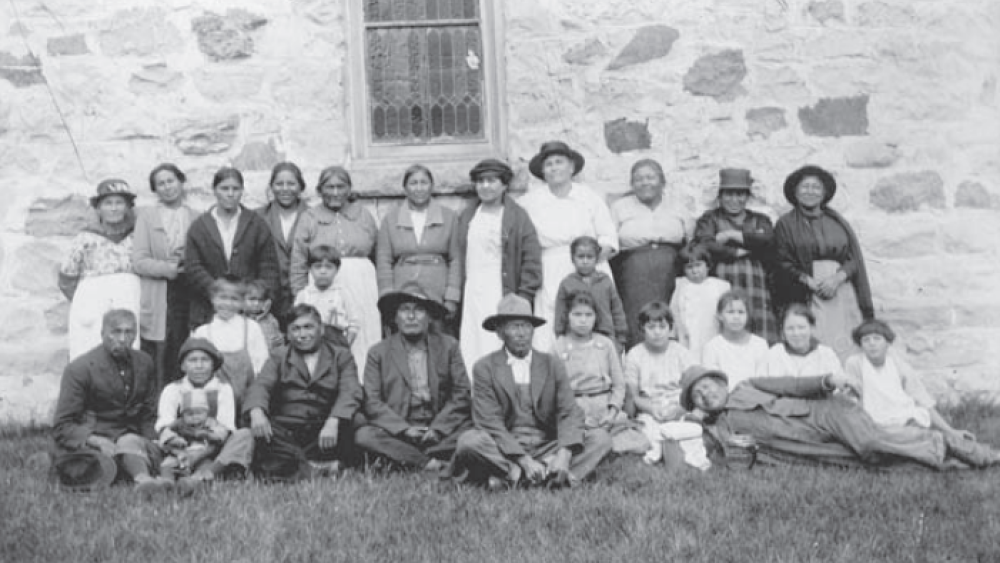 An Anishinaabe Tribalography: Investigating and Interweaving Conceptions of Identity During the 1910s on the White Earth Reservation An Anishinaabe Tribalography: Investigating and Interweaving Conceptions of Identity During the 1910s on the White Earth Reservation